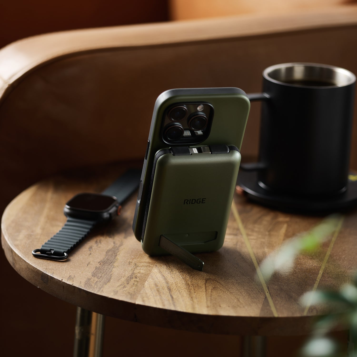 Everyday Charging Kit - iPhone 16 Pro - Matte Olive