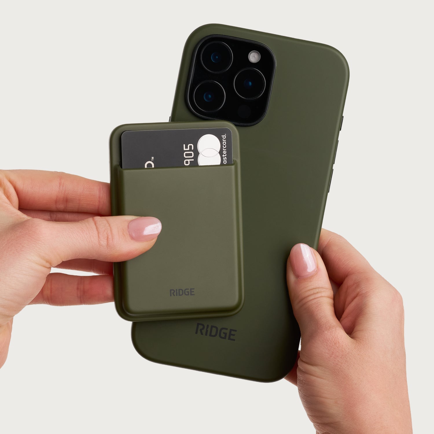 MagSafe Cardholder - Matte Olive
