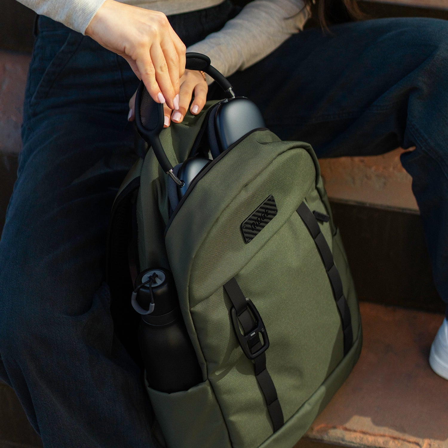 Commuter Backpack 18L - Matte Olive